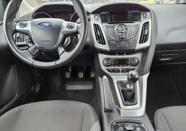 Ford Focus cena 28880 przebieg: 178050, rok produkcji 2014 z Wolsztyn małe 326